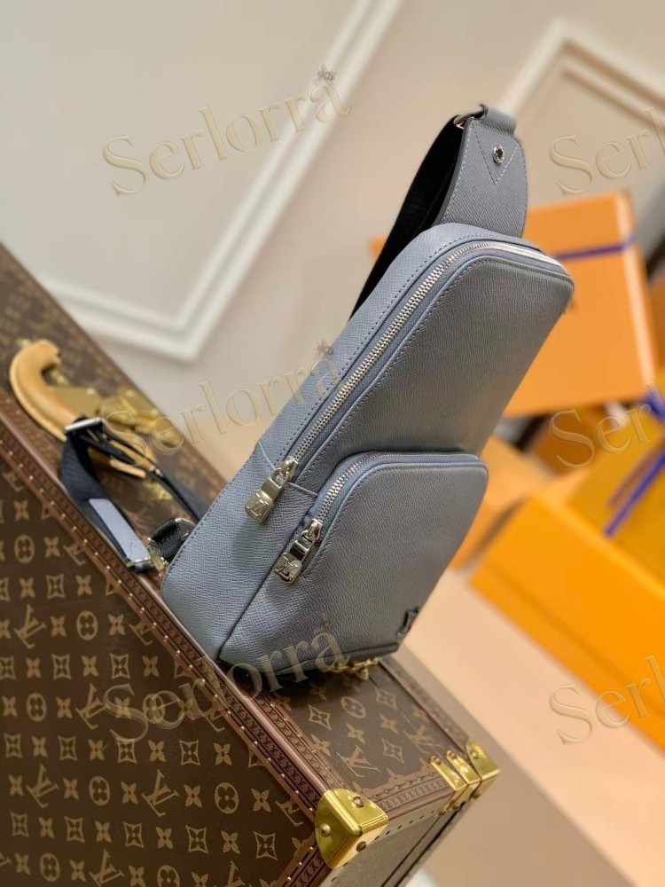 LOUIS VUITTON AVENUE SLING BAG