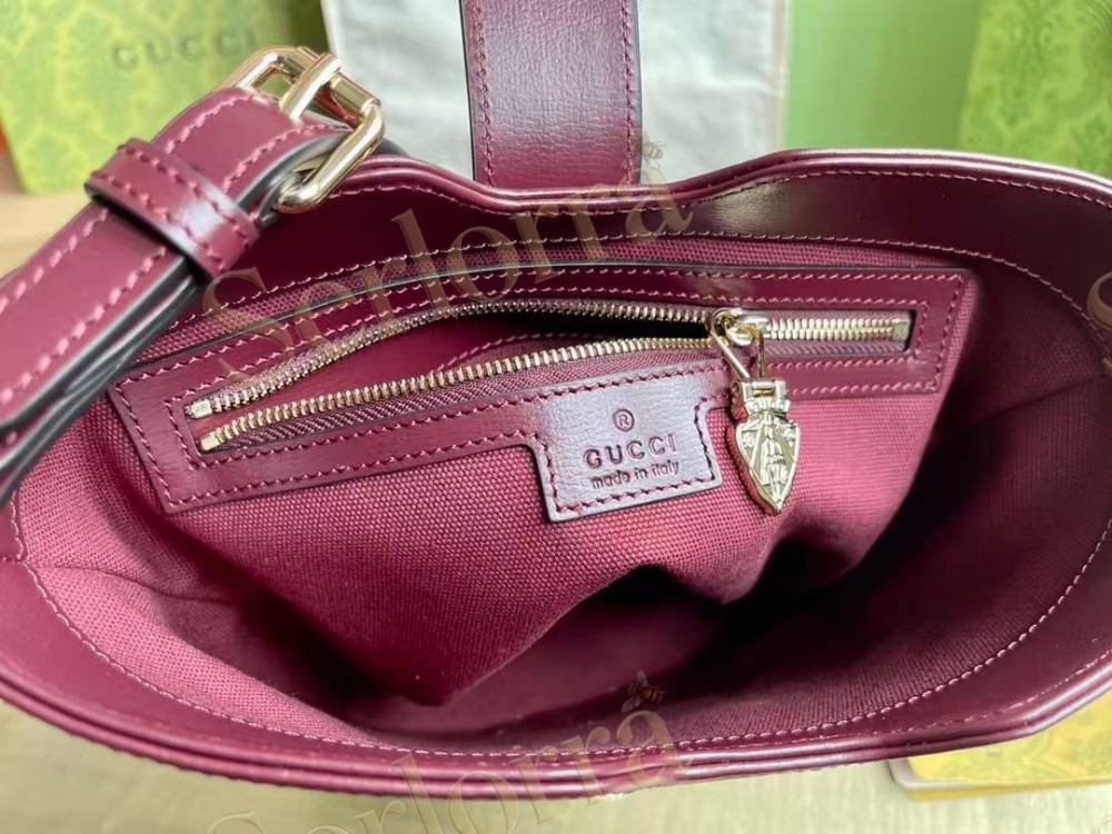 GUCCI LEATHER MINI BUCKET