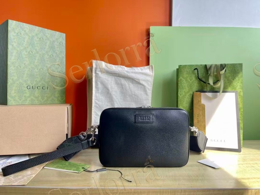 GUCCI SMALL GG CROSSBODY BAG WITH TAG