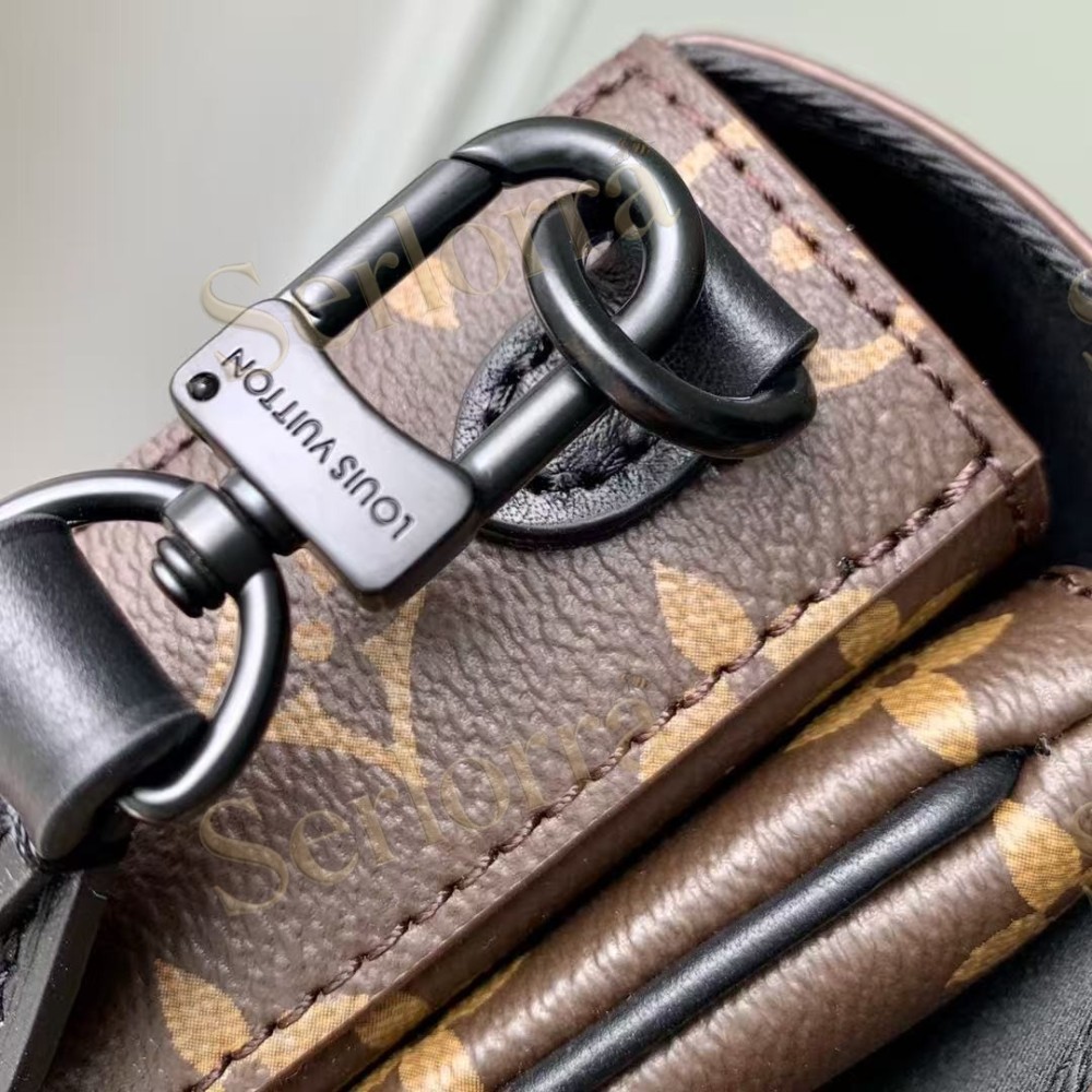 LOUIS VUITTON MONTSOURIS MESSENGER PM