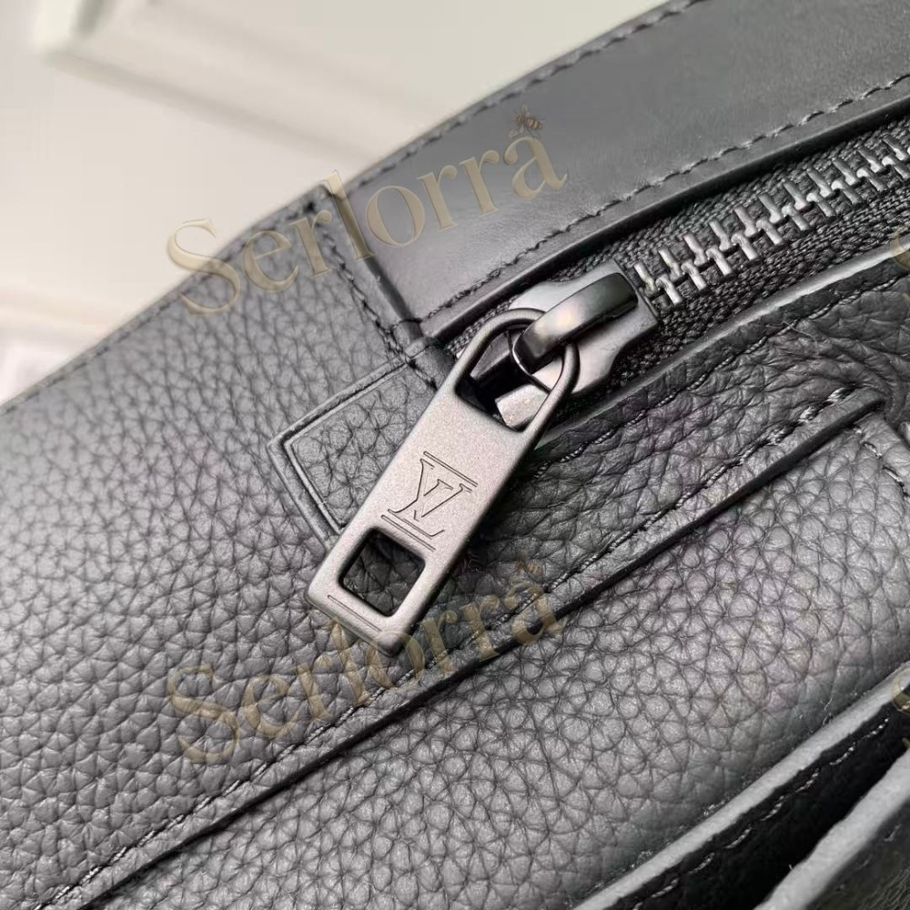 LOUIS VUITTON PILOT CROSSBODY BAG