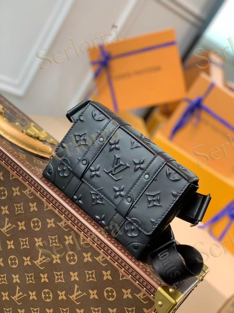LOUIS VUITTON TRUNK SLING BAG
