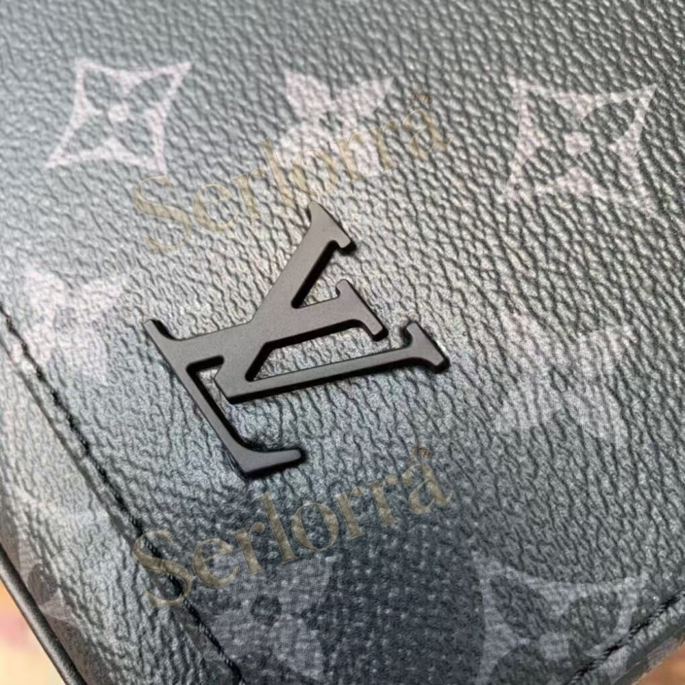 LOUIS VUITTON DISTRICT PM