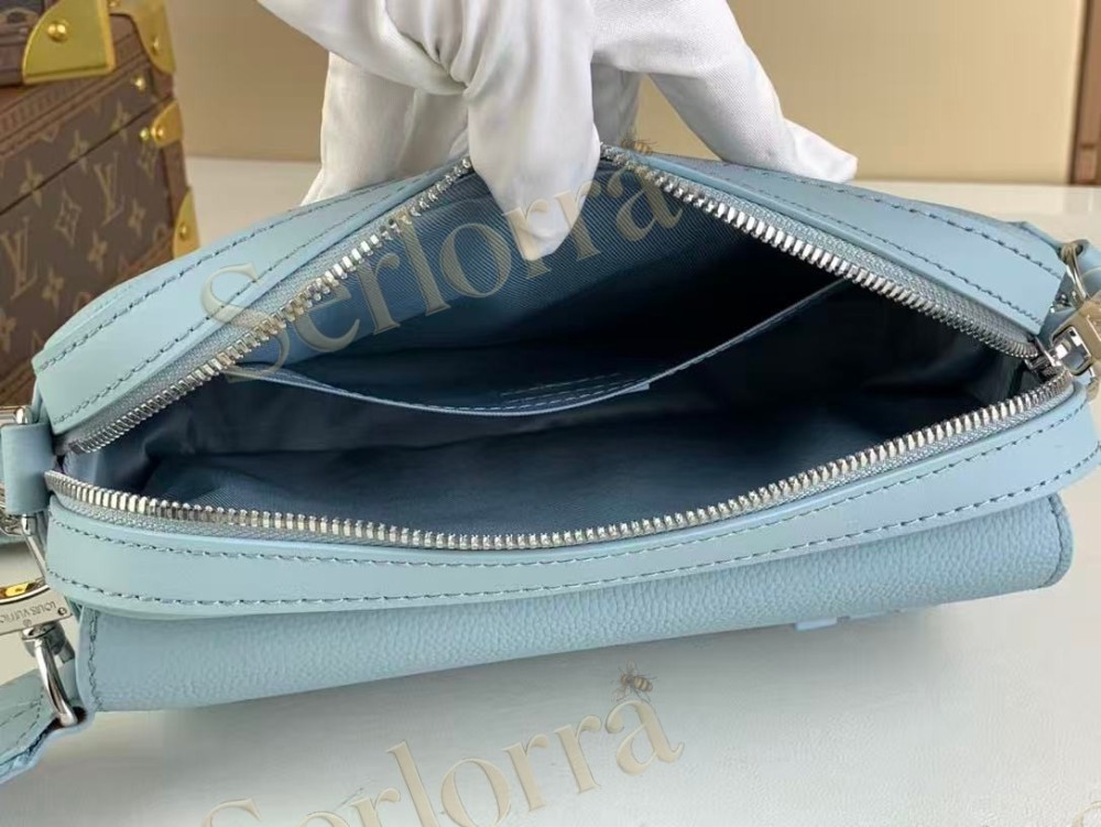LOUIS VUITTON FASTLINE MESSENGER