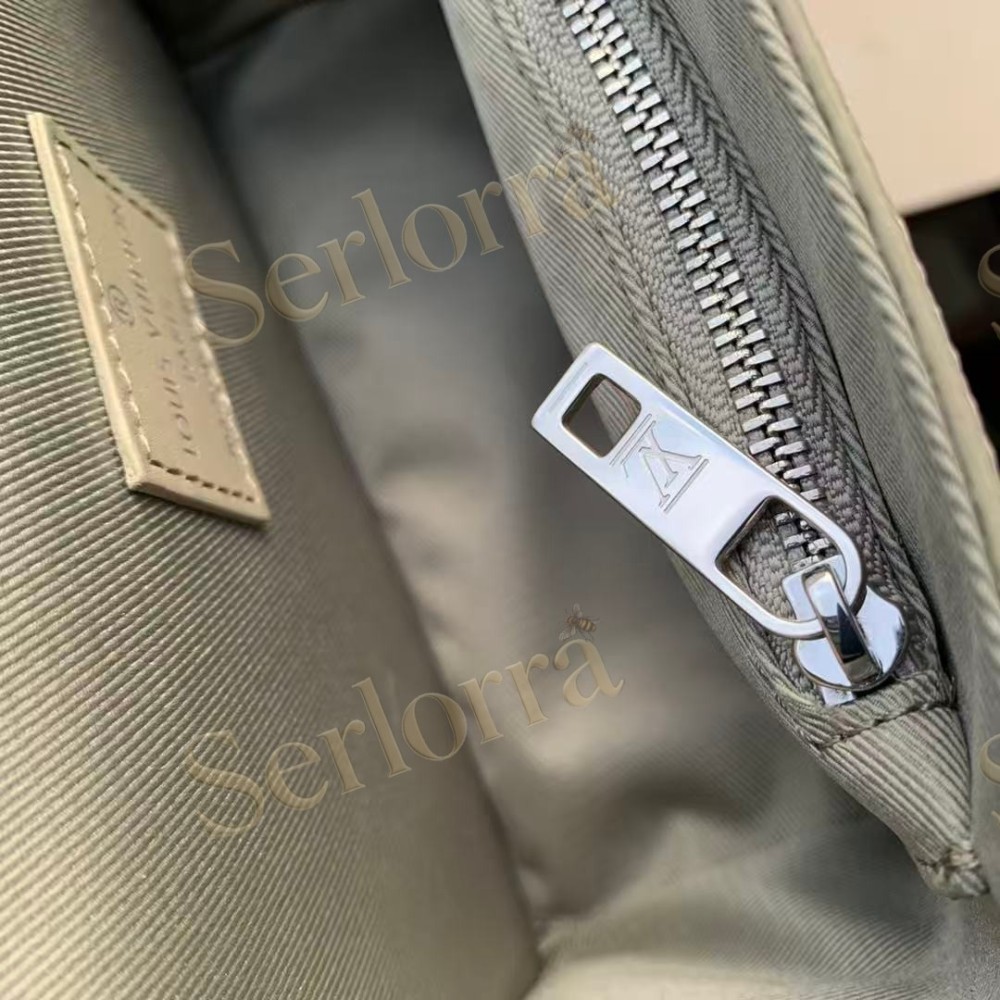 LOUIS VUITTON FASTLINE WEARABLE WALLET