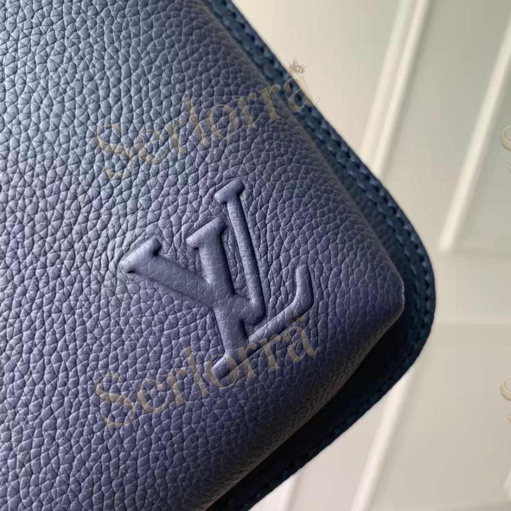LOUIS VUITTON AVENUE SLINGBAG PM