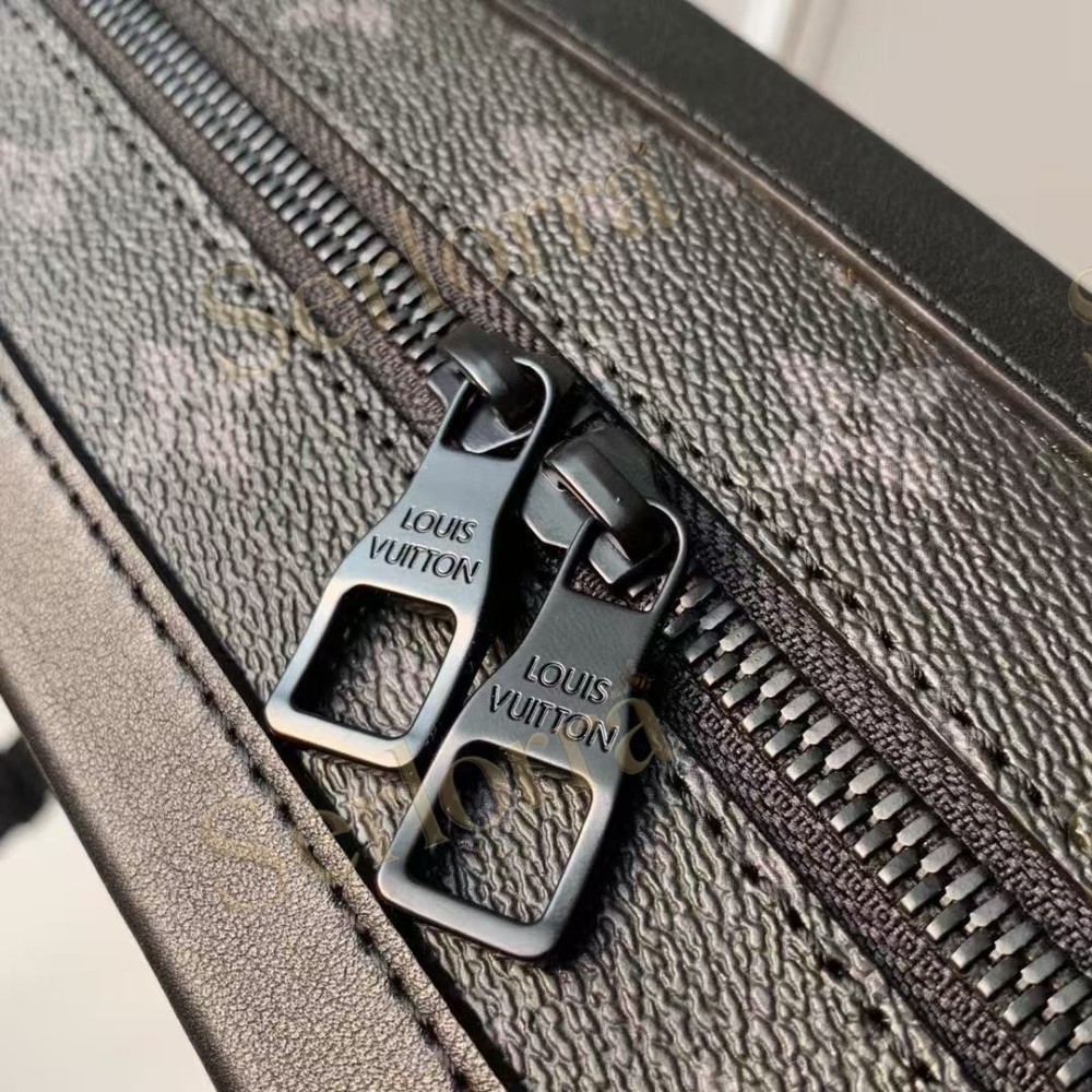 LOUIS VUITTON SOFT TRUNK
