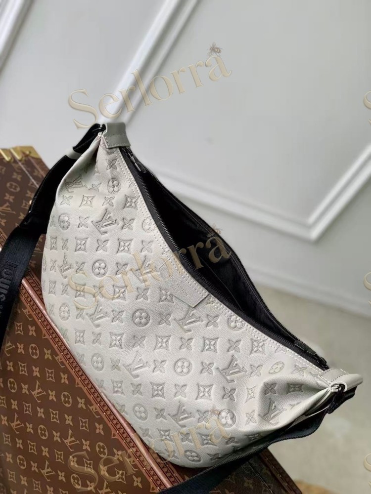 LOUIS VUITTON HOBO HAMAC