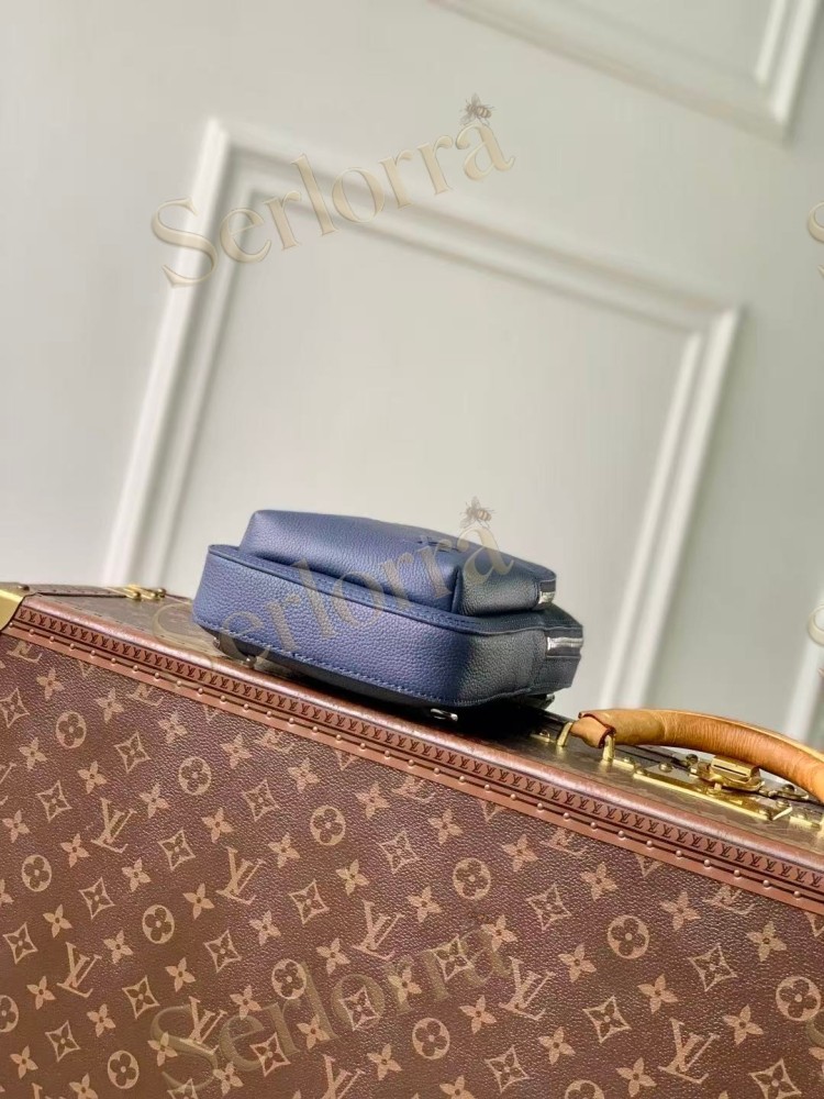 LOUIS VUITTON AVENUE SLINGBAG PM