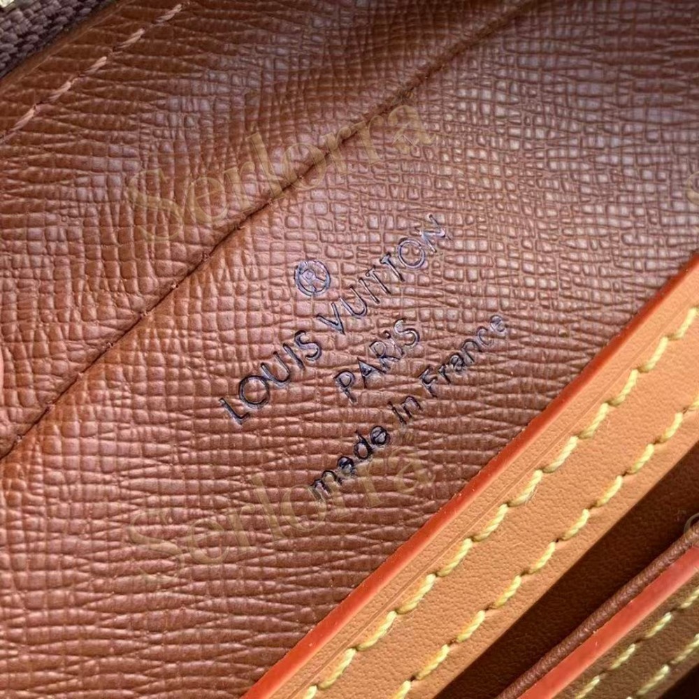 LOUIS VUITTON MONOGRAM CANVAS BLOIS
