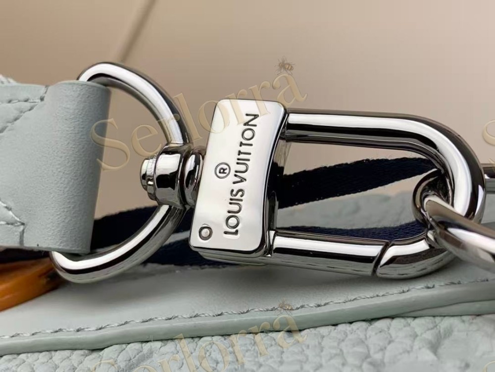 LOUIS VUITTON KEEPALL BANDOULIÈRE 25
