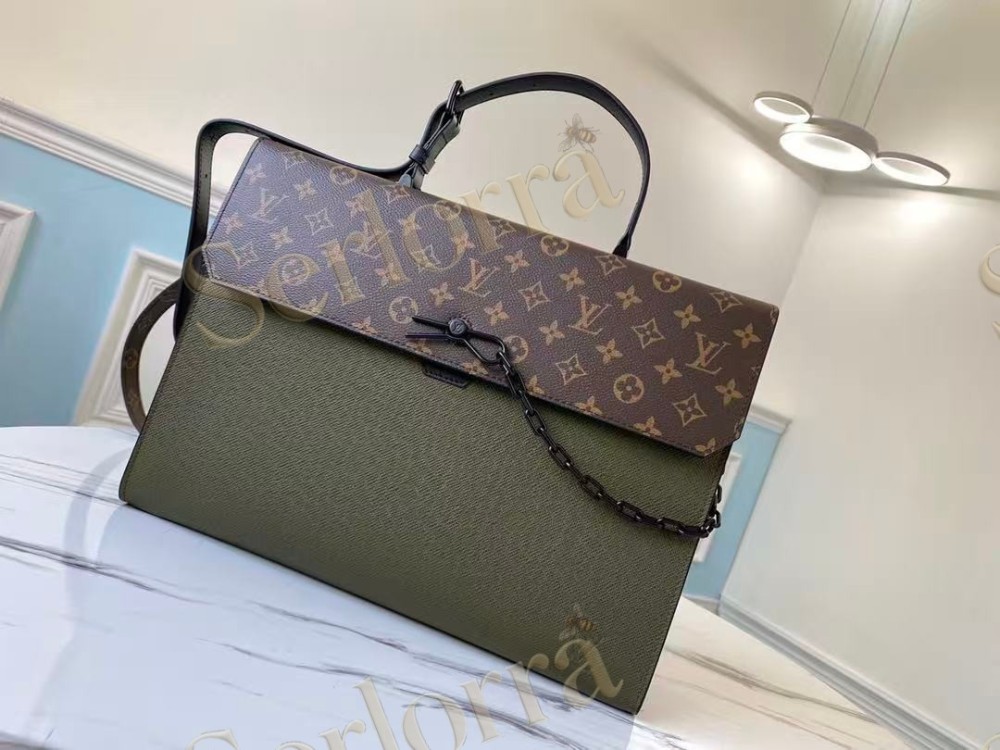 LOUIS VUITTON ROBUSTO BRIEFCASE