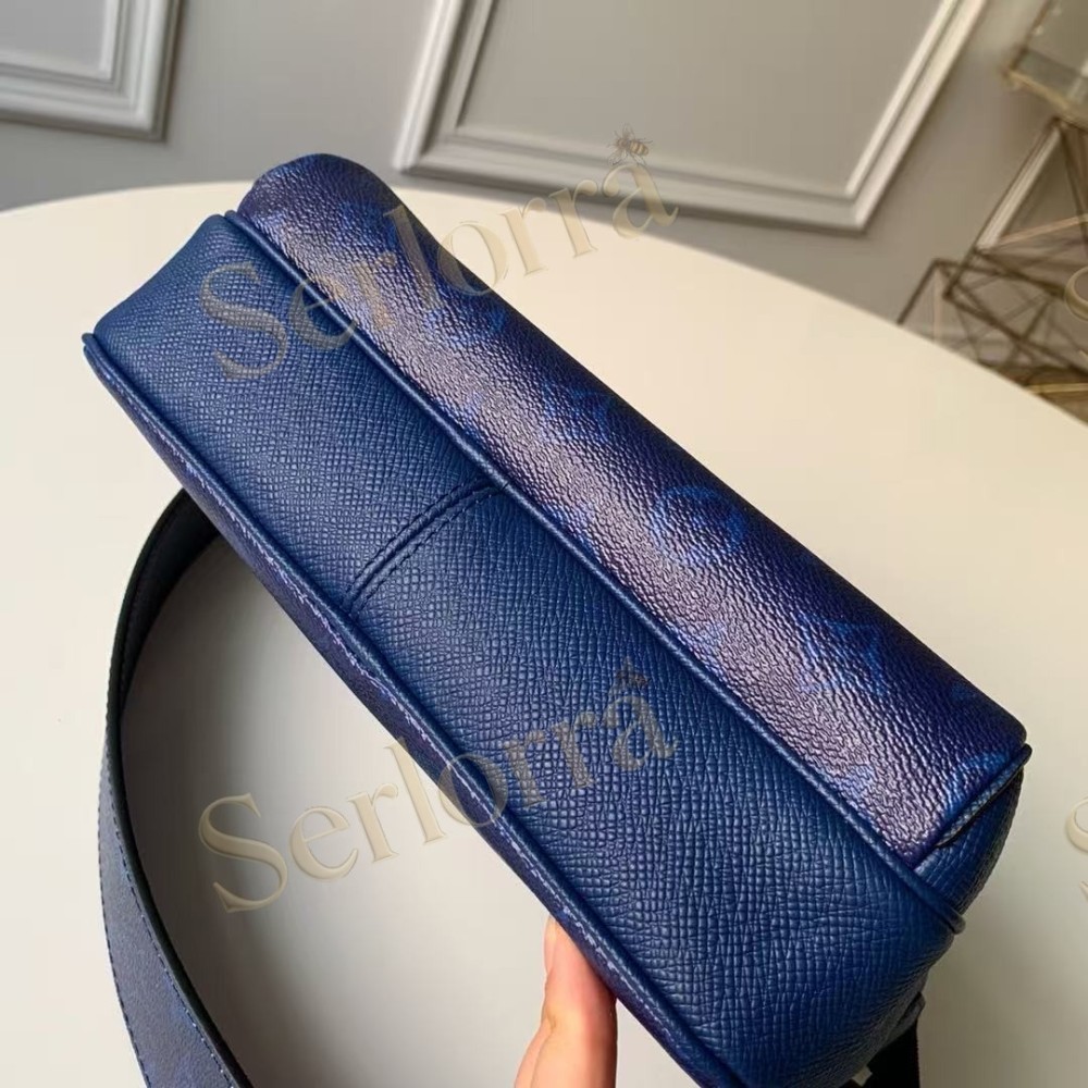 LOUIS VUITTON OUTDOOR MESSENGER