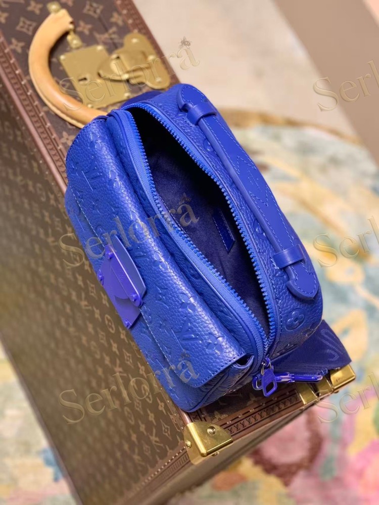 LOUIS VUITTON S LOCK MESSENGER