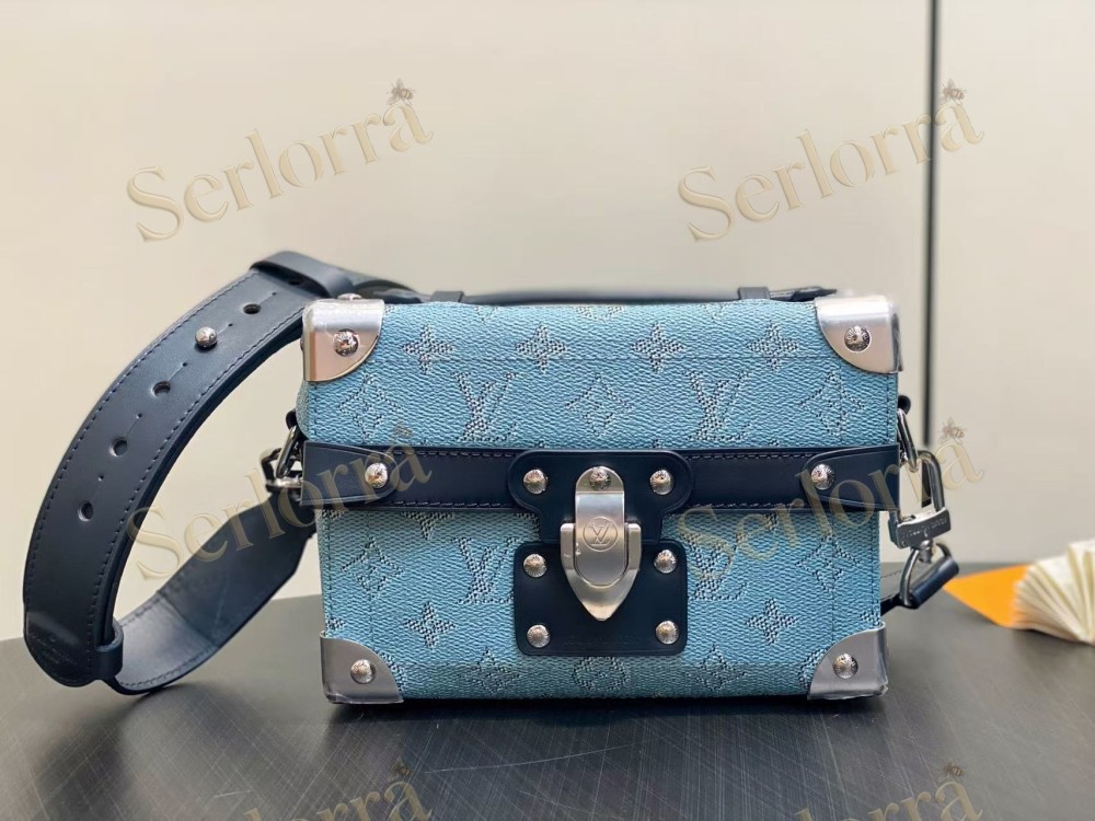 LOUIS VUITTON SOUL TRUNK