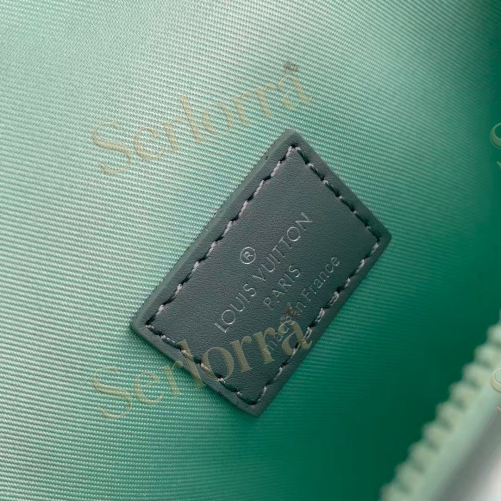 LOUIS VUITTON STEAMER WEARABLE WALLET