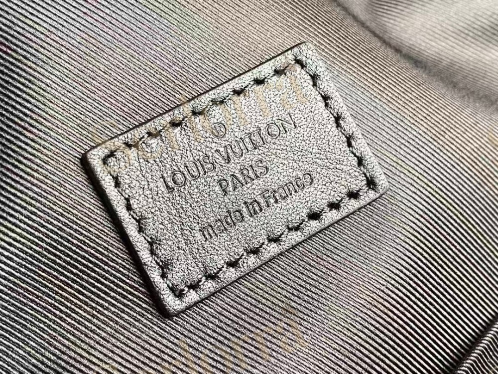 LOUIS VUITTON RACER SLINGBAG