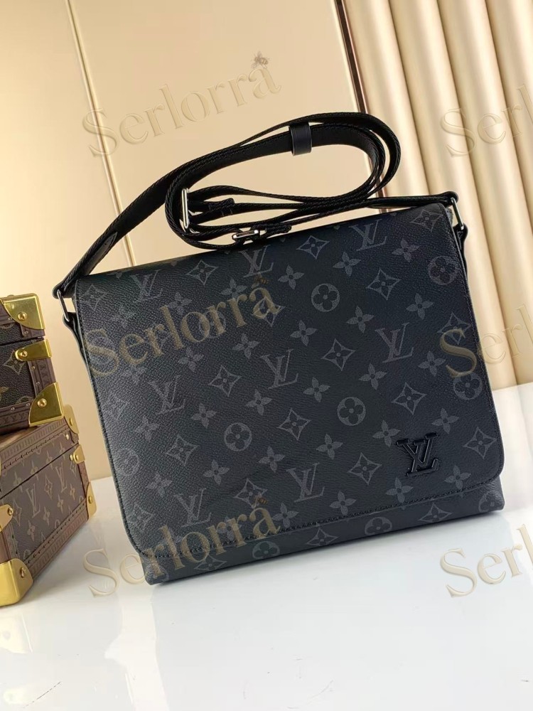 LOUIS VUITTON DISTRICT PM