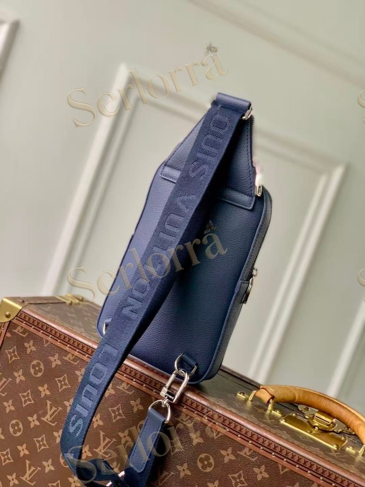 LOUIS VUITTON AVENUE SLINGBAG PM