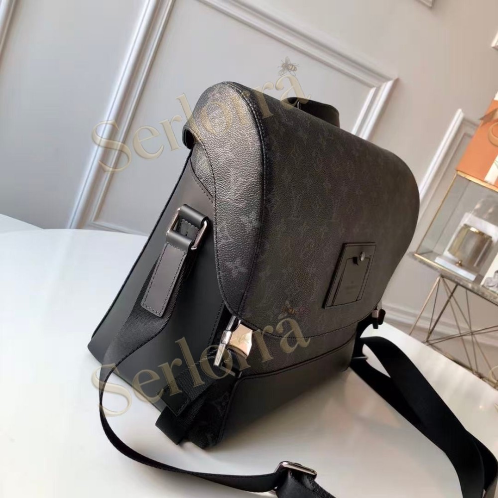 LOUIS VUITTON MESSENGER MM
