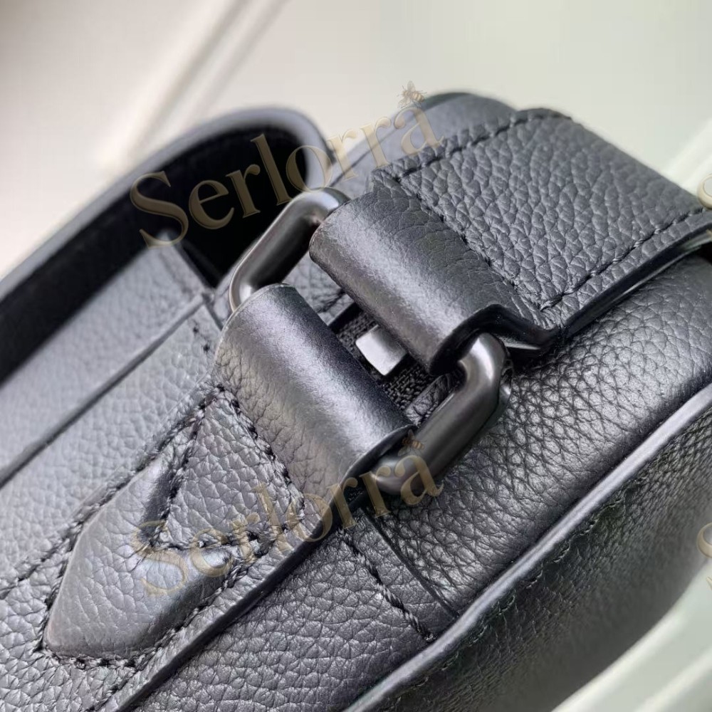 LOUIS VUITTON BOARDING