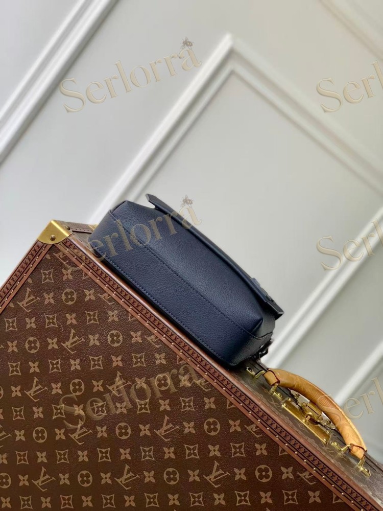 LOUIS VUITTON FASTLINE MESSENGER