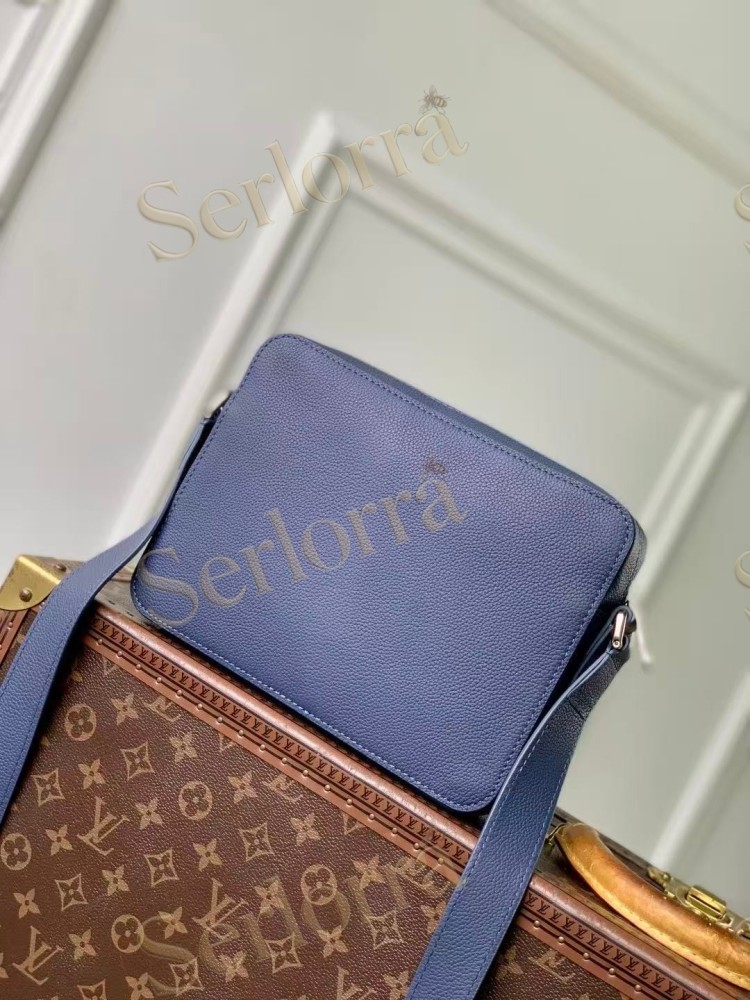 LOUIS VUITTON BOARDING