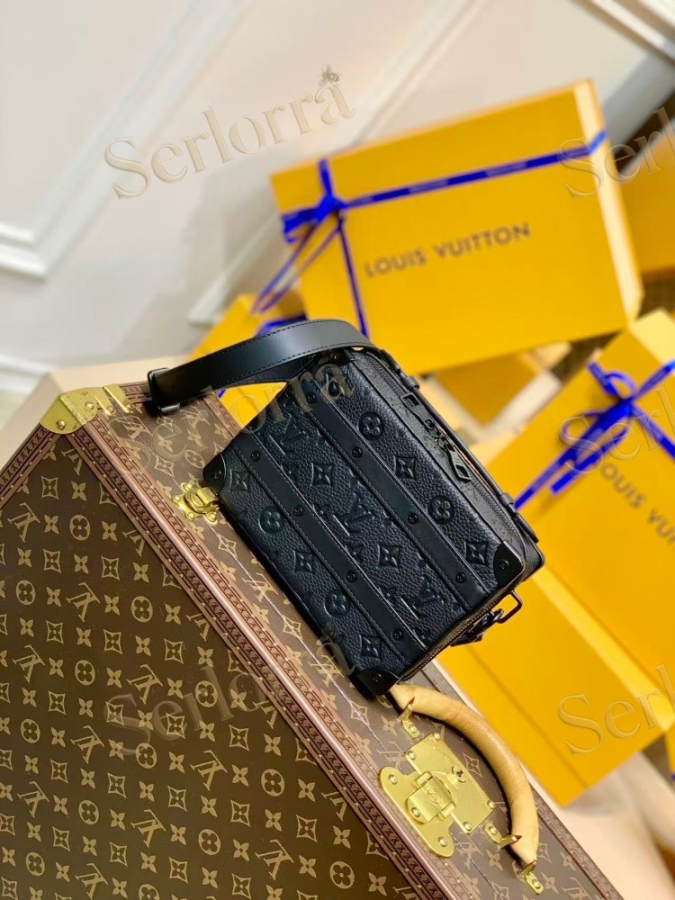 LOUIS VUITTON HANDLE SOFT TRUNK