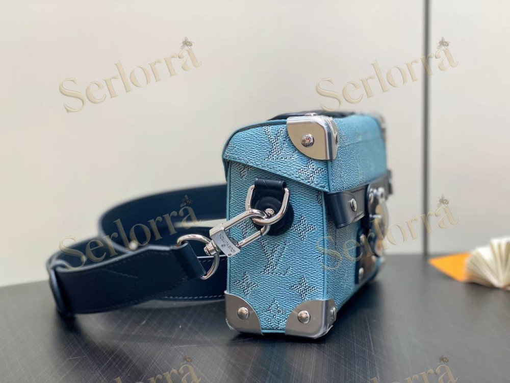 LOUIS VUITTON SOUL TRUNK