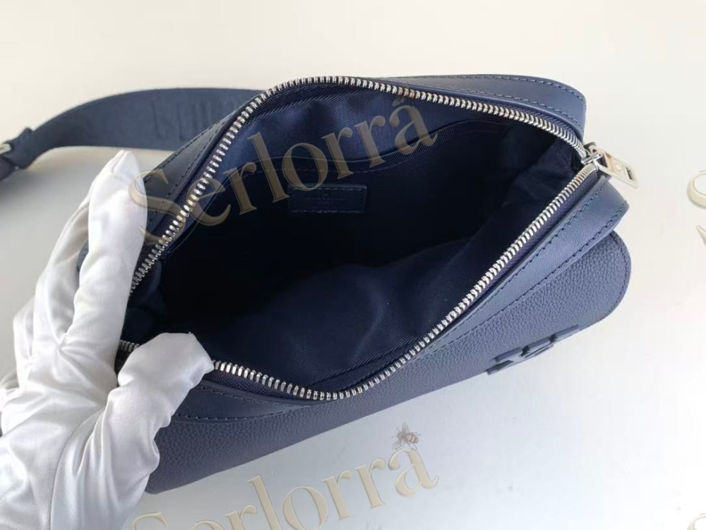 LOUIS VUITTON FASTLINE MESSENGER
