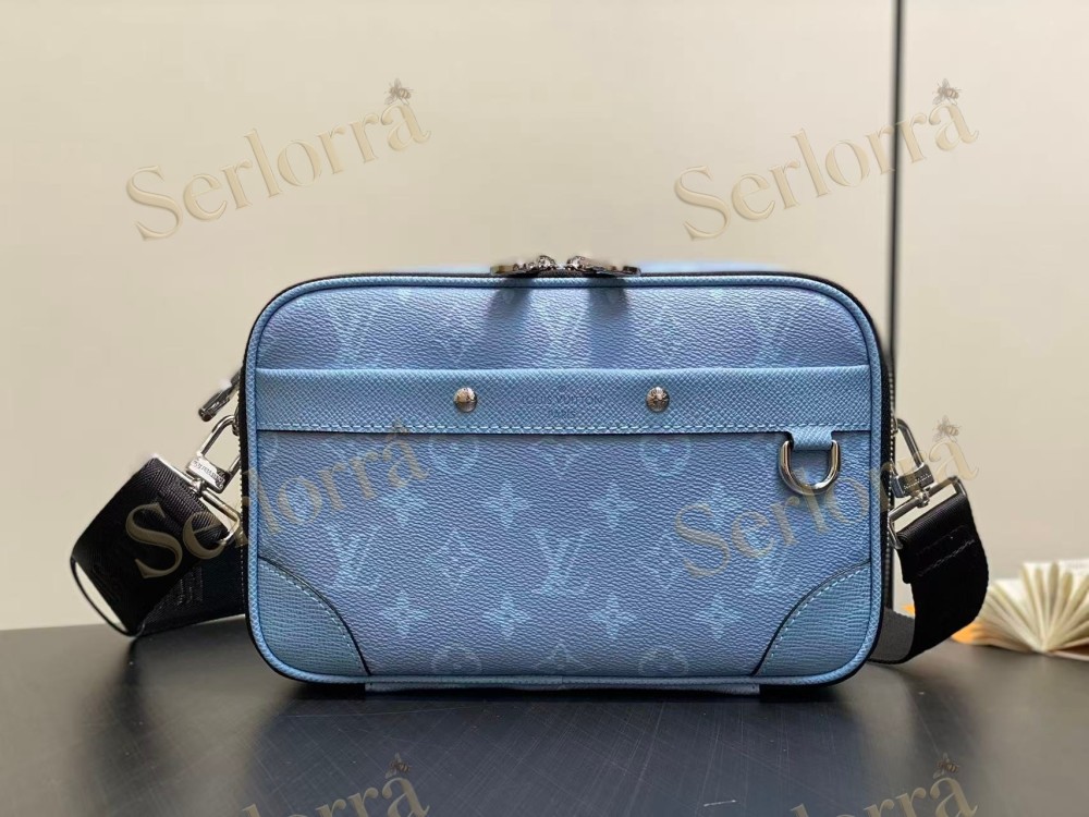 LOUIS VUITTON ALPHA MESSENGER