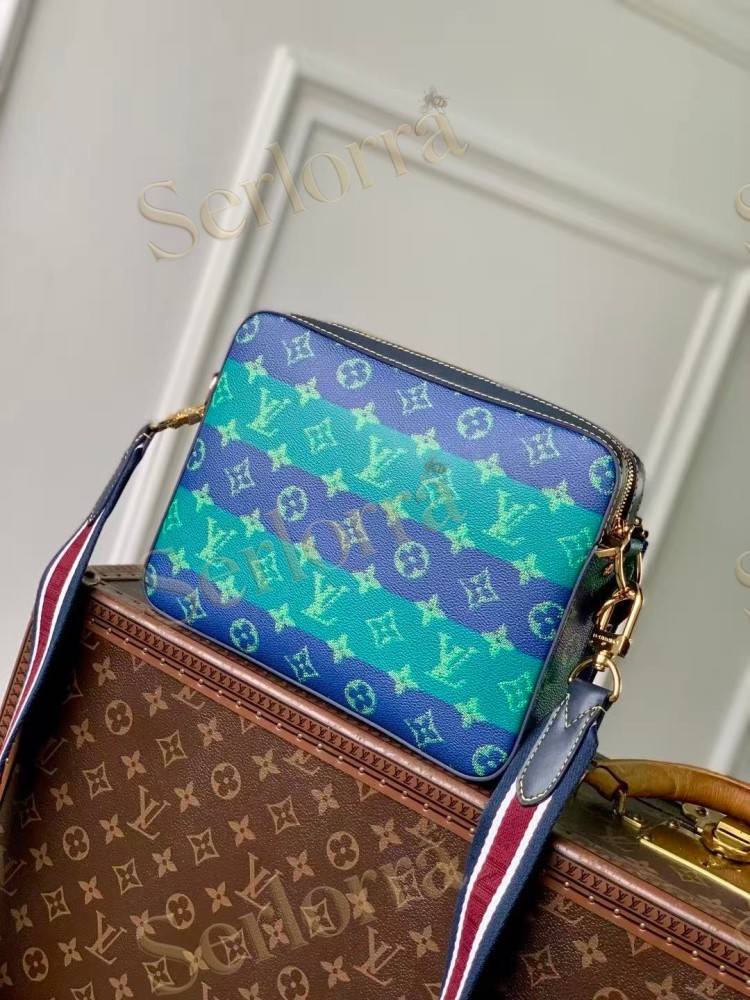 LOUIS VUITTON TRIO MESSENGER