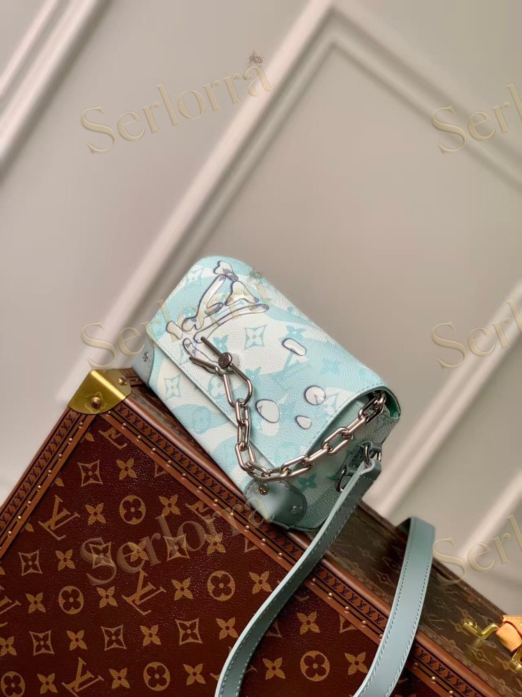 LOUIS VUITTON STEAMER WEARABLE WALLET