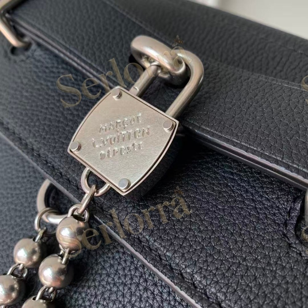 LOUIS VUITTON STEAMER CROSSBODY