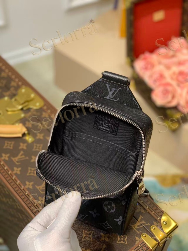 LOUIS VUITTON OUTDOOR SLINGBAG