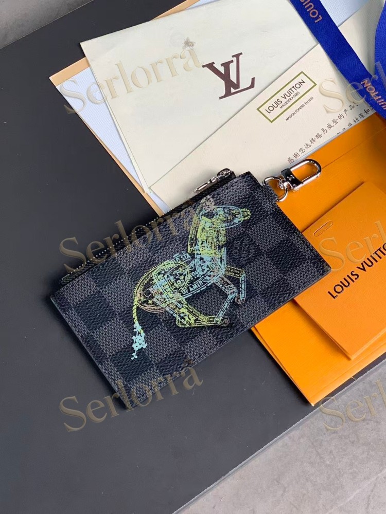 LOUIS VUITTON GASTON WEARABLE WALLET