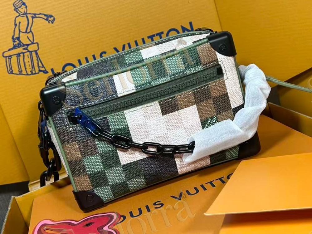 LOUIS VUITTON MINI SOFT TRUNK