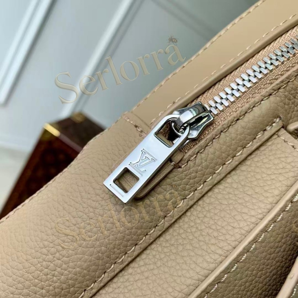 LOUIS VUITTON PILOT CROSSBODY BAG