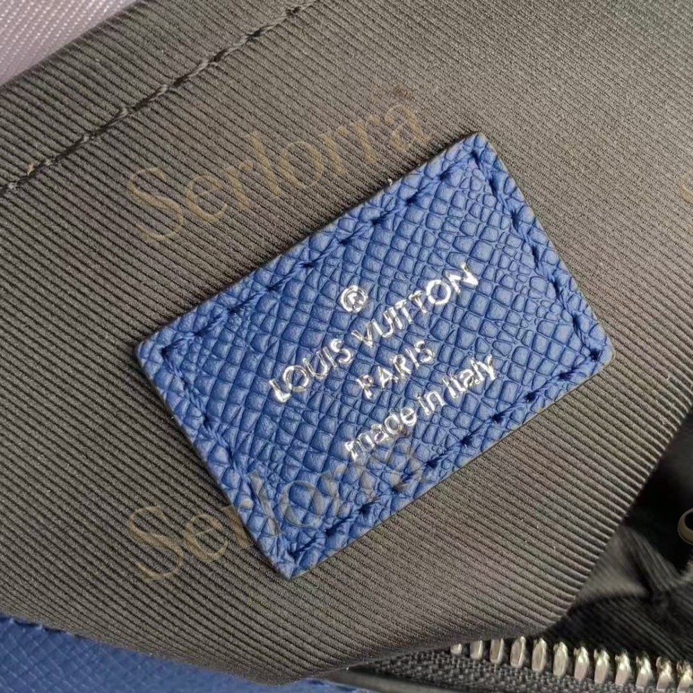 LOUIS VUITTON OUTDOOR MESSENGER