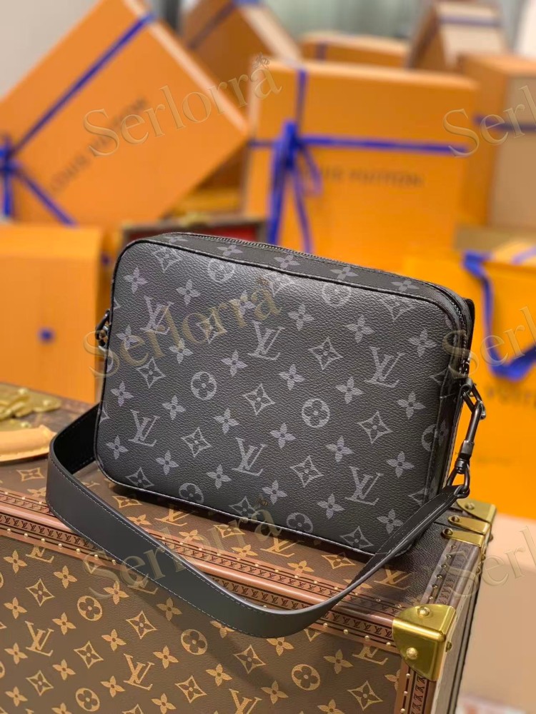 LOUIS VUITTON STEAMER MESSENGER
