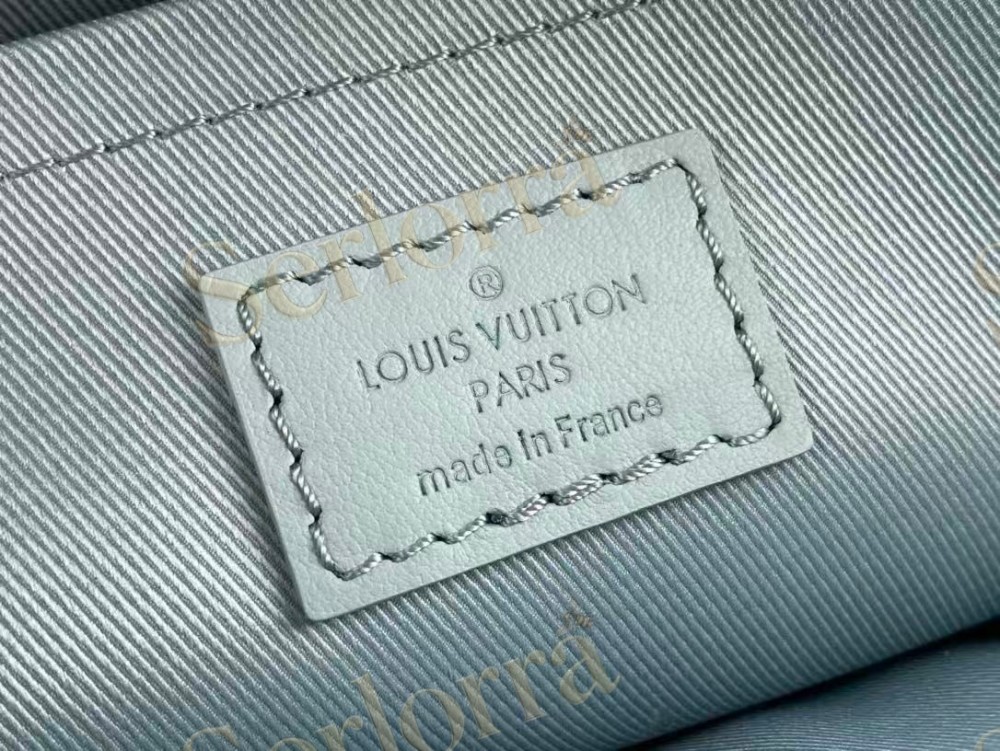 LOUIS VUITTON FASTLINE MESSENGER