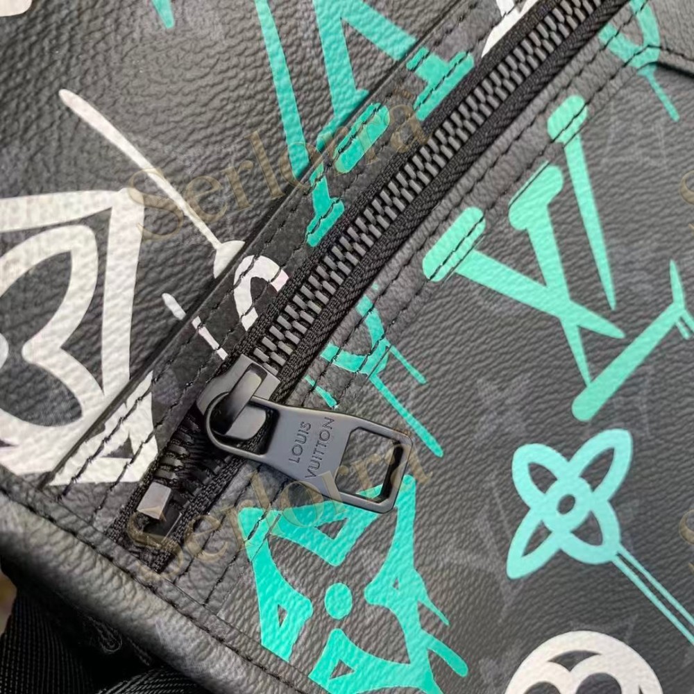 LOUIS VUITTON ARCHY MESSENGER MM