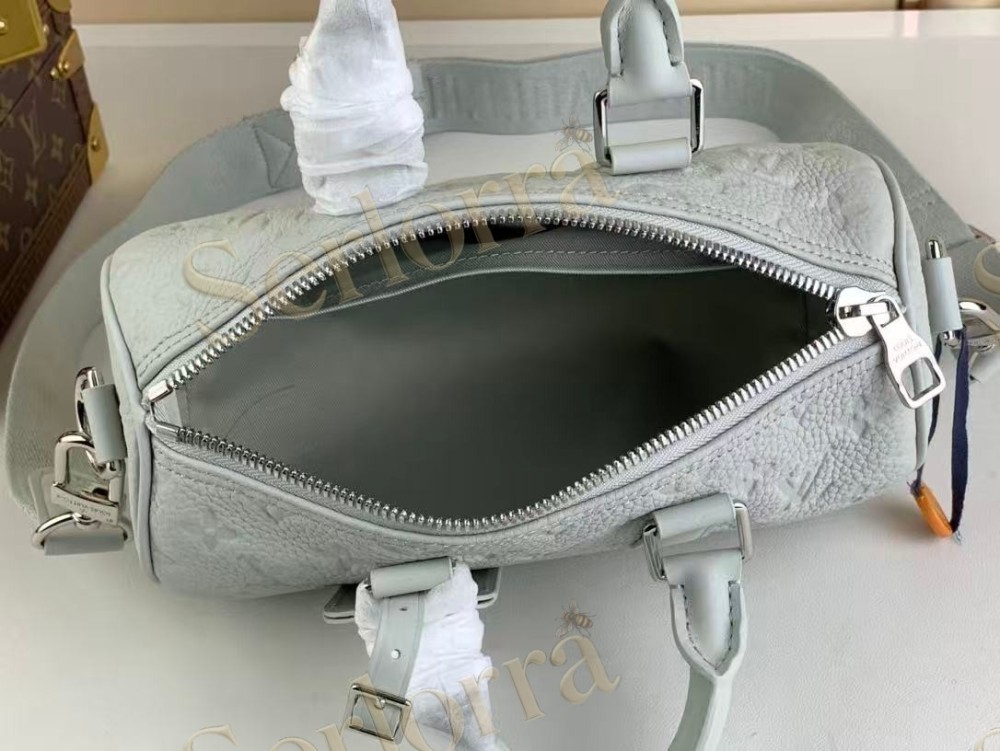 LOUIS VUITTON KEEPALL BANDOULIÈRE 25