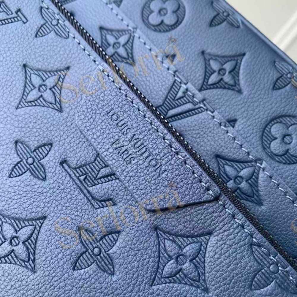 LOUIS VUITTON TRIO MESSENGER