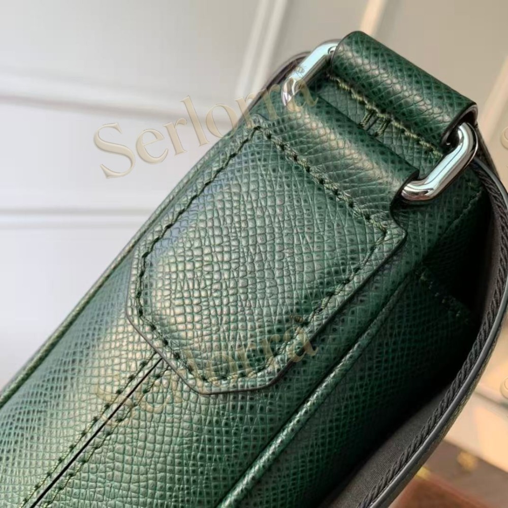 LOUIS VUITTON DISTRICT PM