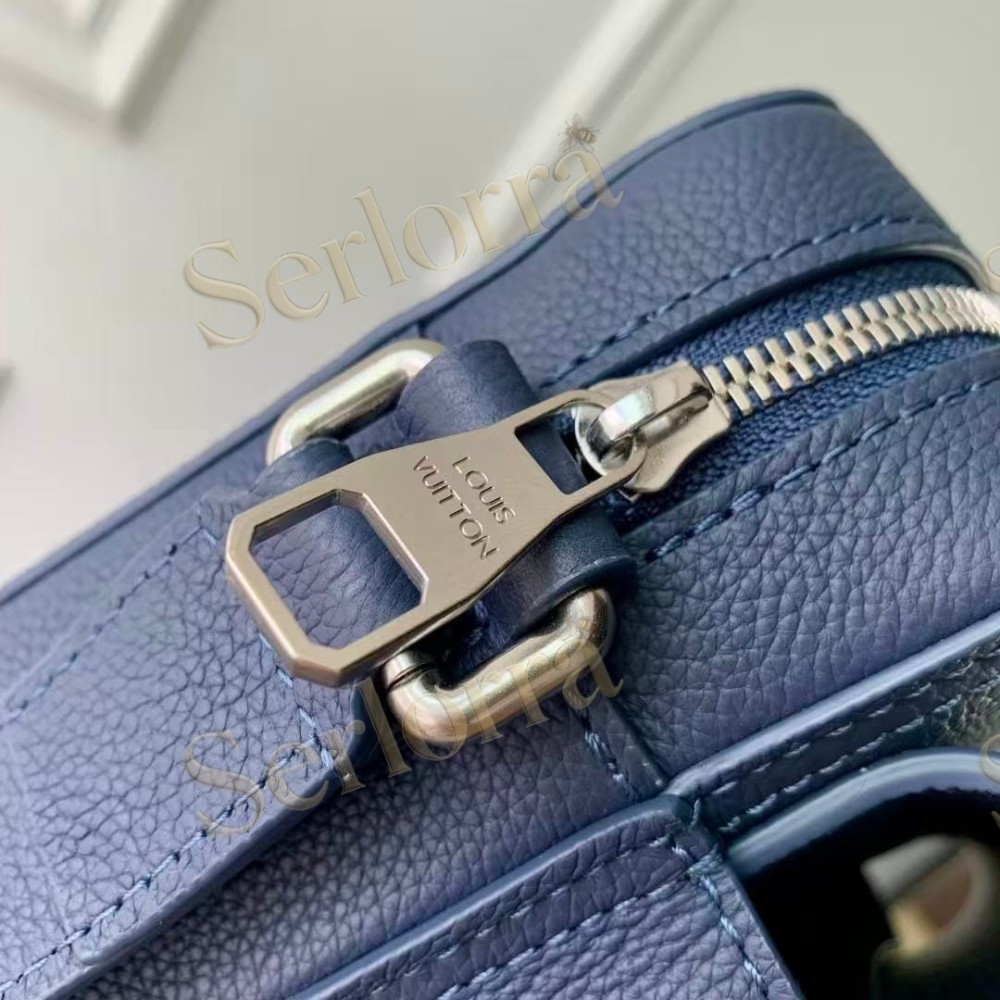 LOUIS VUITTON BOARDING