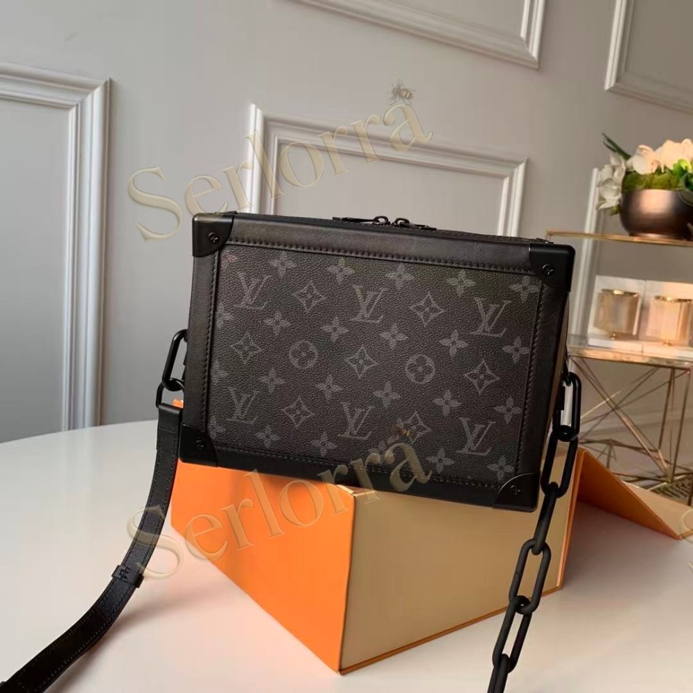 LOUIS VUITTON SOFT TRUNK