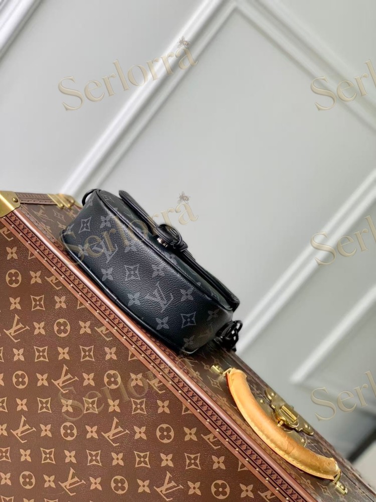 LOUIS VUITTON MONTSOURIS MESSENGER PM