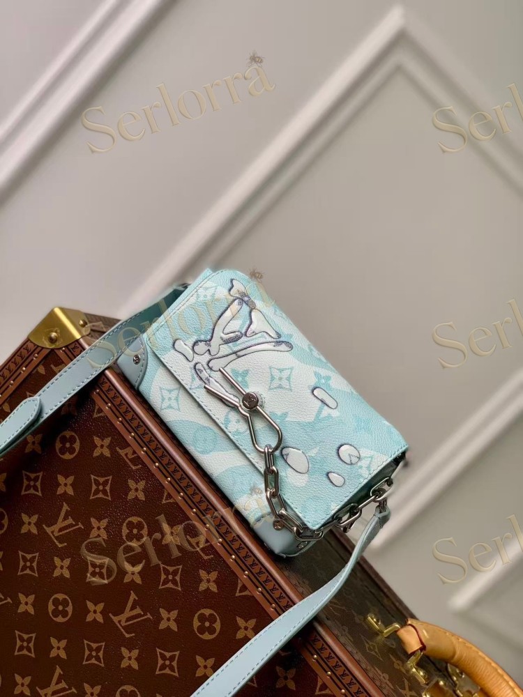 LOUIS VUITTON STEAMER WEARABLE WALLET