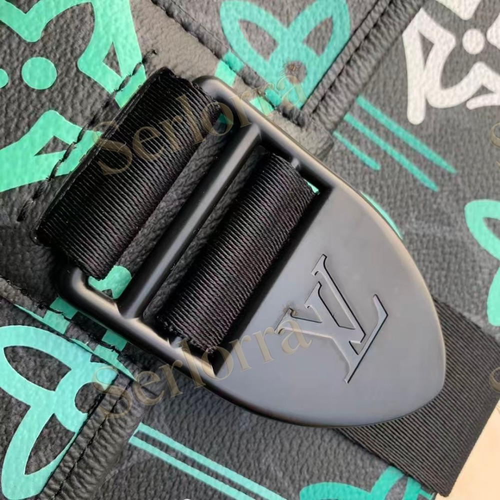 LOUIS VUITTON ARCHY MESSENGER MM
